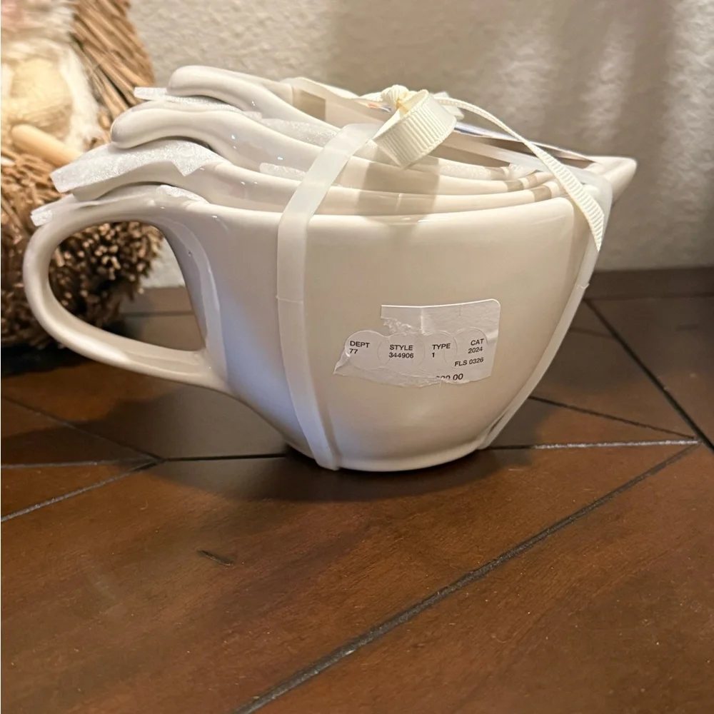 Rae Dunn White Nesting Measuring Cup Set- 4 pc- 3D Floral Pattern- NWT